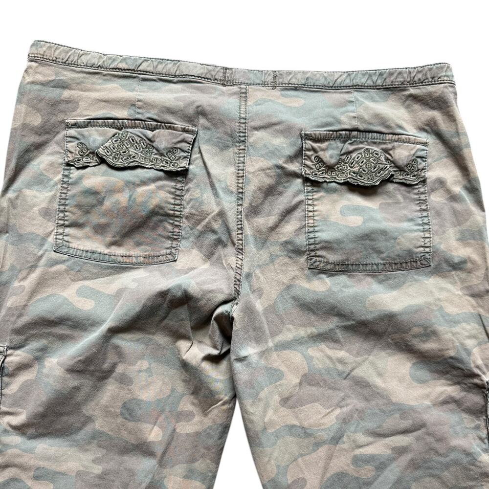 Y2K Old Navy Low Rise Camo Cargo Pants Lace Trim Boho Size 10 - Picture 8 of 8